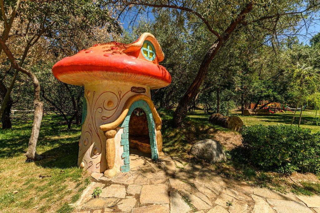 Apartmán s jednou ložnicí s výhledem na park a bazén v prestižním komplexu na Slunečném pobřeží