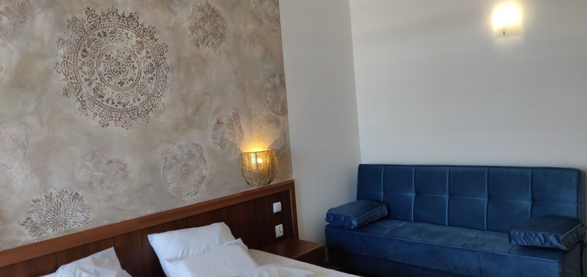 Prostorný apartmán s jednou ložnicí a částečným výhledem na moře – Slunečné pobřeží, 100 m od pláže