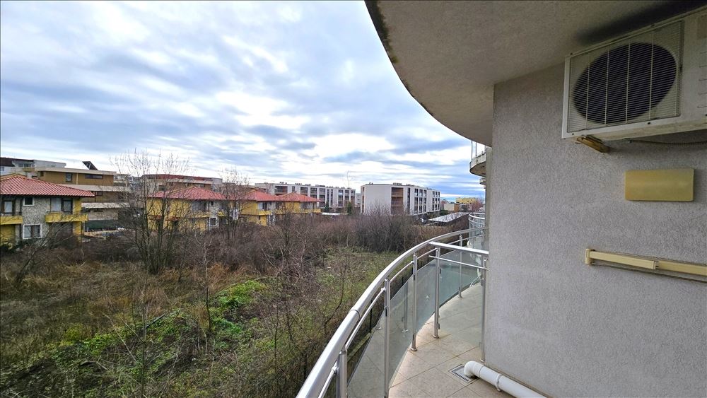 Elegantní studio v elitním komplexu v Sarafovu – jen pár kroků od pláže, luxus, SPA a bazén přímo před vámi