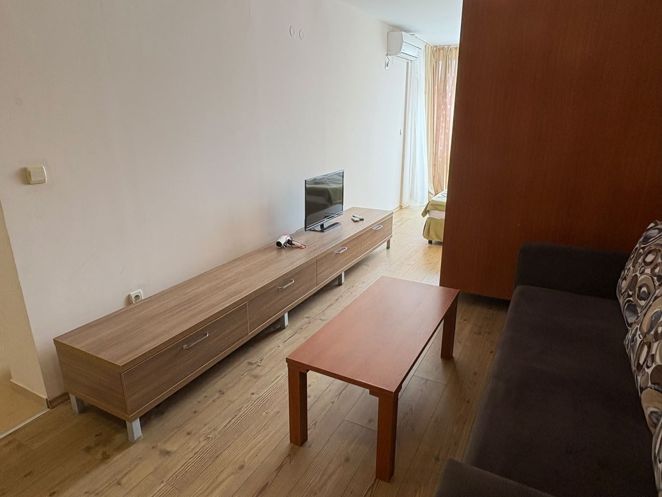 Apartmán s jednou ložnicí 300 m od moře ve Slunečném pobřeží – vynikající investice u moře