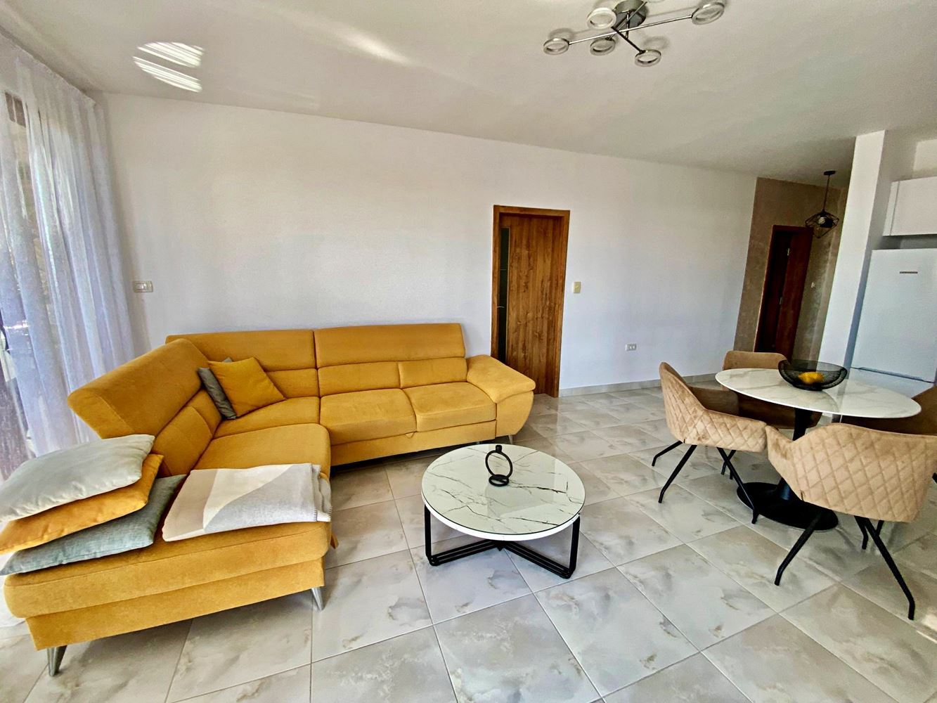 Luxusní apartmán se dvěma ložnicemi na první linii ve VIP zóně Sveti Vlas