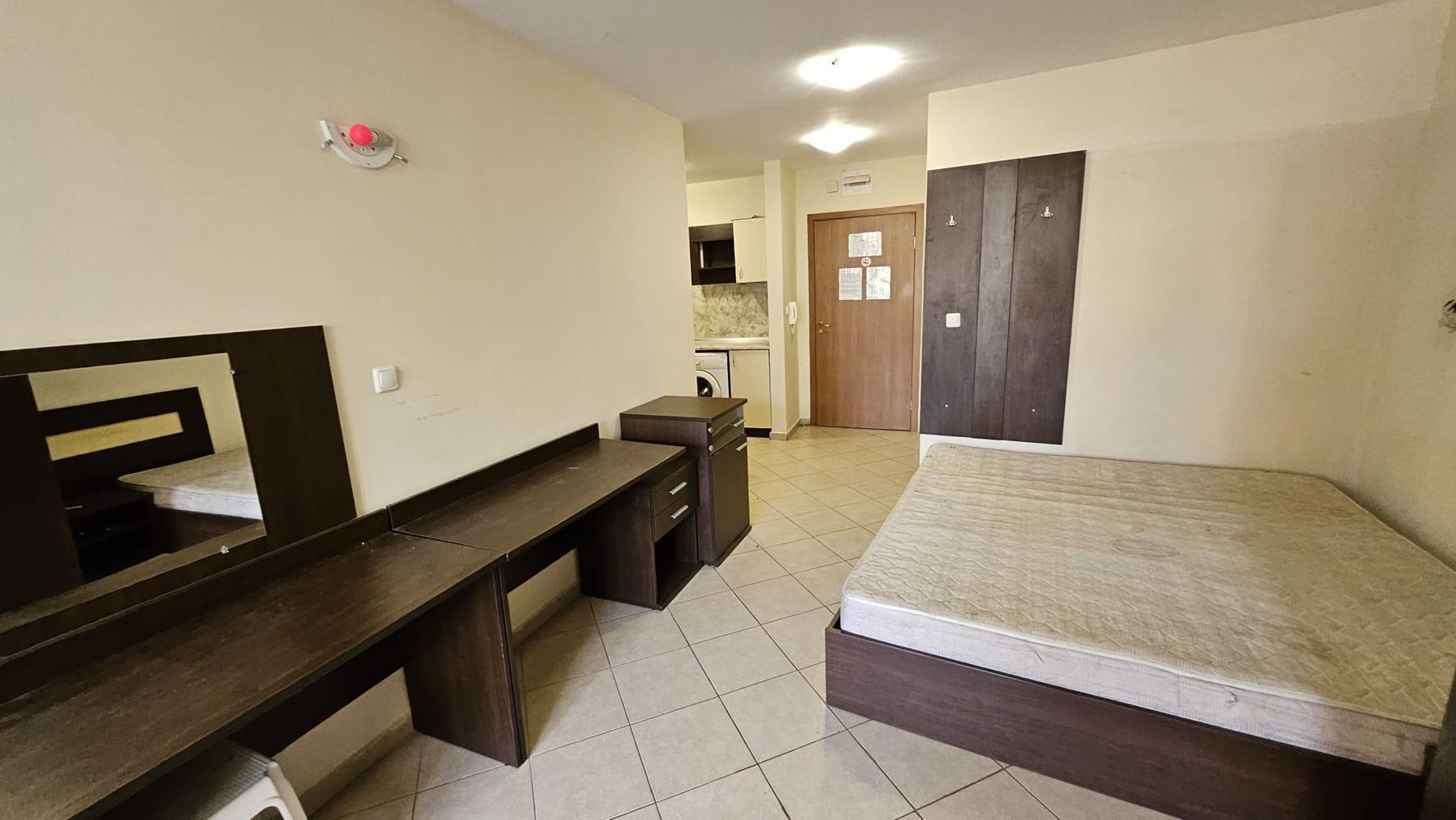 Prostorné studio ve Slunečném pobřeží – výborná investice v srdci letoviska