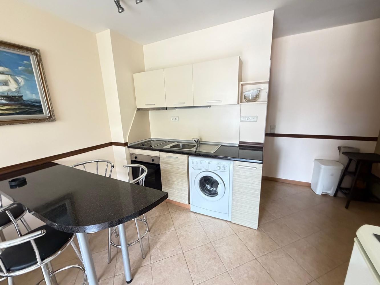 Prostorný byt s dvěma ložnicemi s přímým výstupem do vlastní zahrady v Sunny Beach – komfort, luxus a útulnost