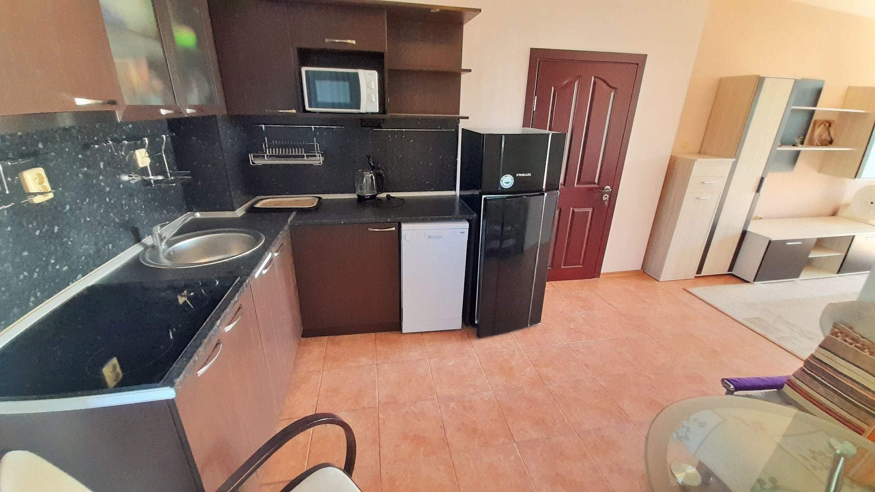 Připravený k bydlení apartmán s jednou ložnicí a nízkým poplatkem za údržbu v Sunny Beach