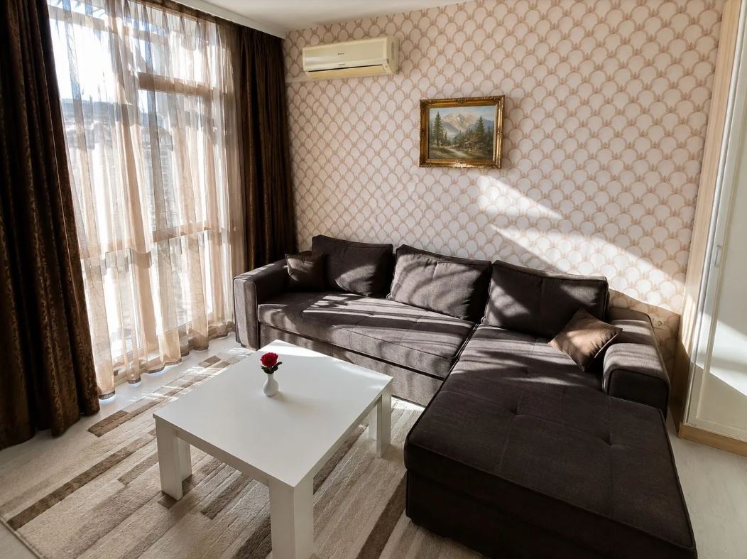 Prostorný mezonetový apartmán s panoramatickou terasou v Ravdě – skvělá volba pro bydlení, odpočinek nebo investici