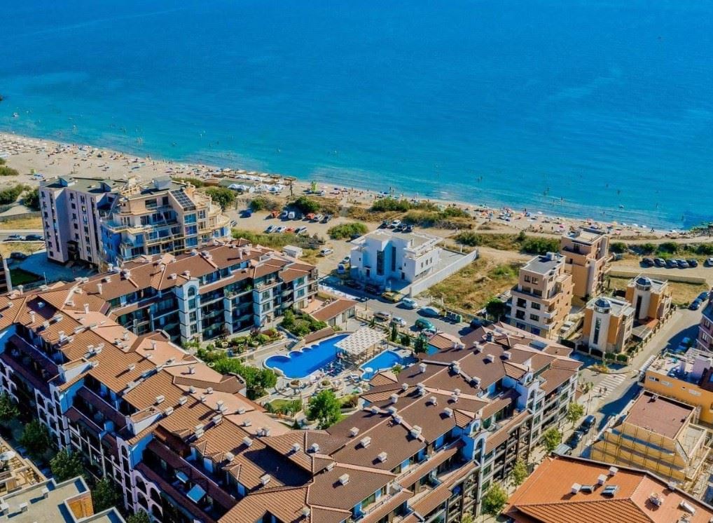 Prostorný byt 3+kk s výhledem na moře v Pomorí – 50 metrů od moře