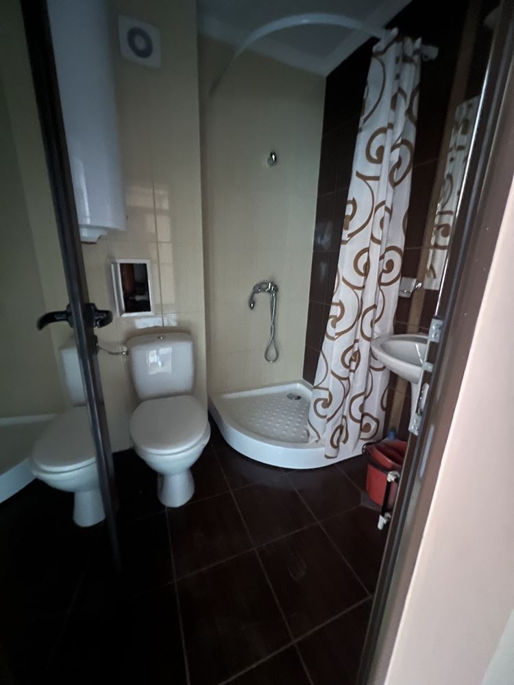 Útulné studio v srdci Elenite – jen pár minut od pláže, v uzavřeném komplexu s bazénem a skvělým zázemím