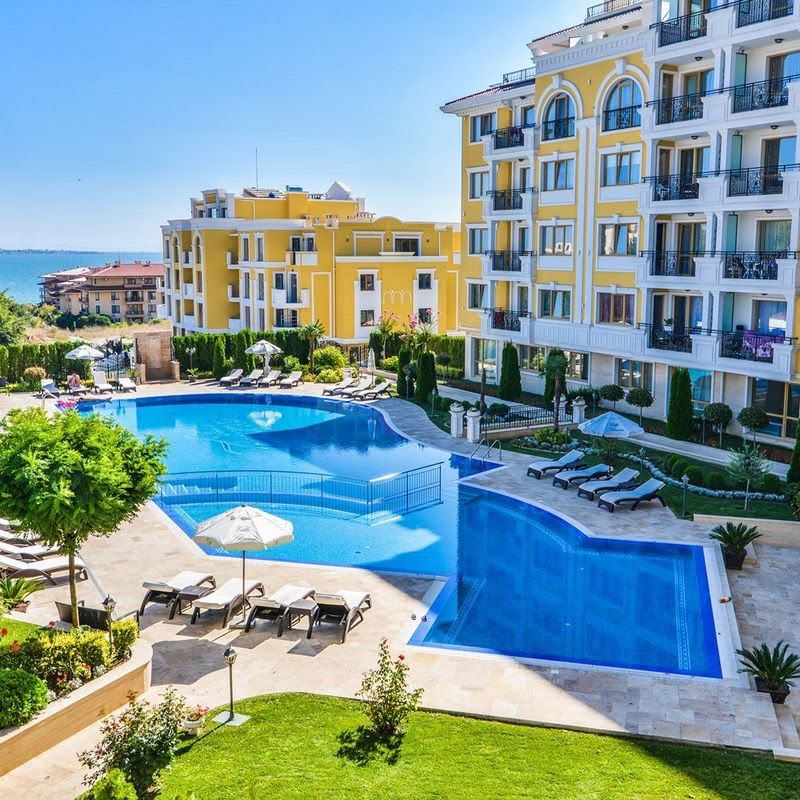 Luxusní byt s jednou ložnicí a výhledem na moře ve Sveti Vlas – stylová nemovitost pro skutečné pohodlí
