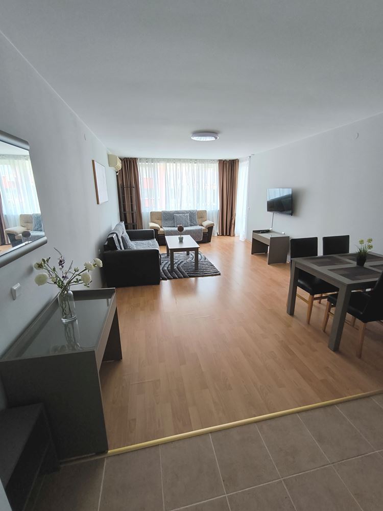 Luxusní apartmán s jednou ložnicí v první linii u moře ve Svetém Vlasu
