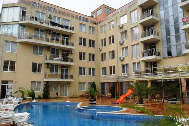 2pokojový apartmán v srdci Slunečného pobřeží – prostorný, pohodlný a ve vynikající lokalitě