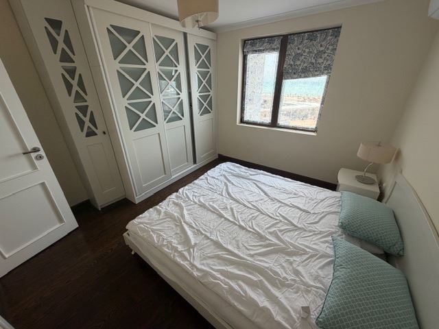 Čelní výhled na moře v první linii – apartmán se dvěma ložnicemi ve Sveti Vlas s výjimečnou polohou