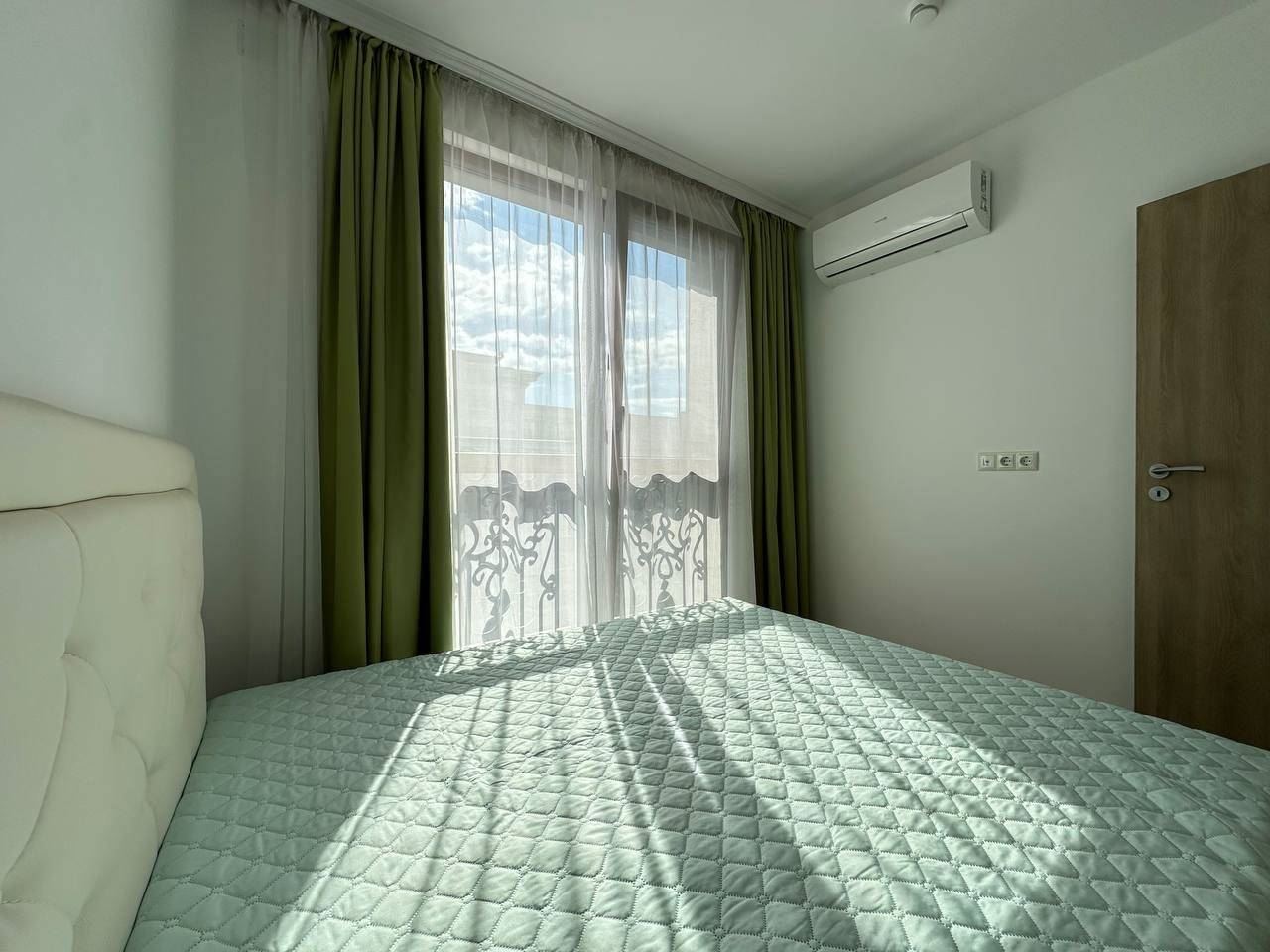 Třípokojový byt v elitním komplexu v Sunny Beach – moderní luxus, komfort a mořská atmosféra