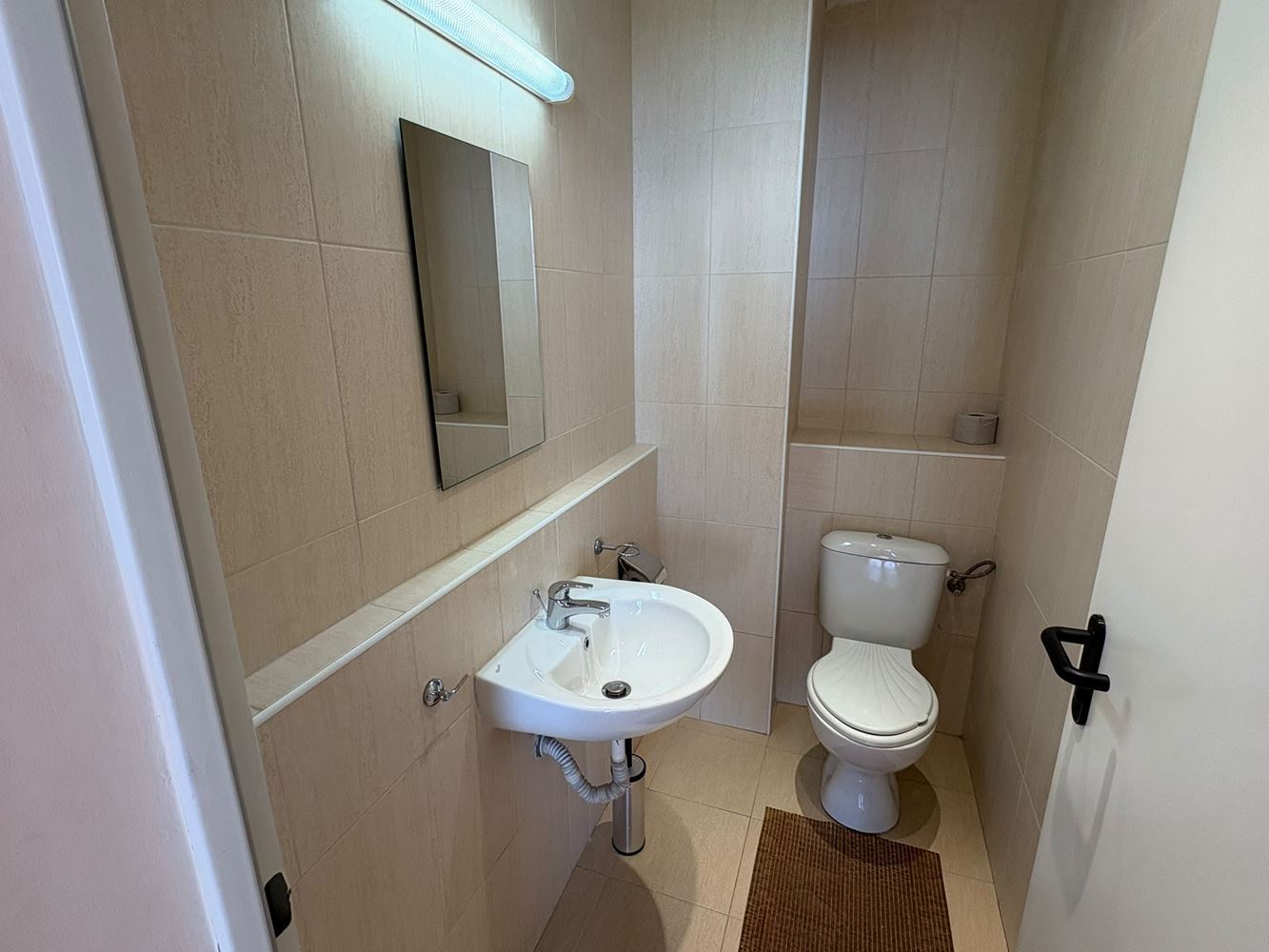 Apartmán s jednou ložnicí ve Slunečném pobřeží – komfort v komplexu s bazény a vodními skluzavkami
