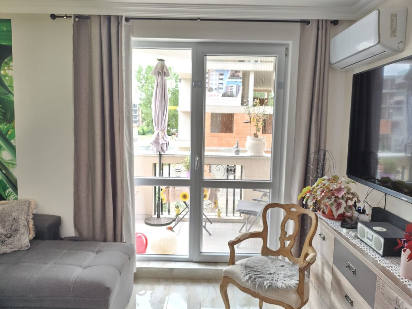 Luxusní třípokojový byt v udržovaném komplexu v Sunny Beach