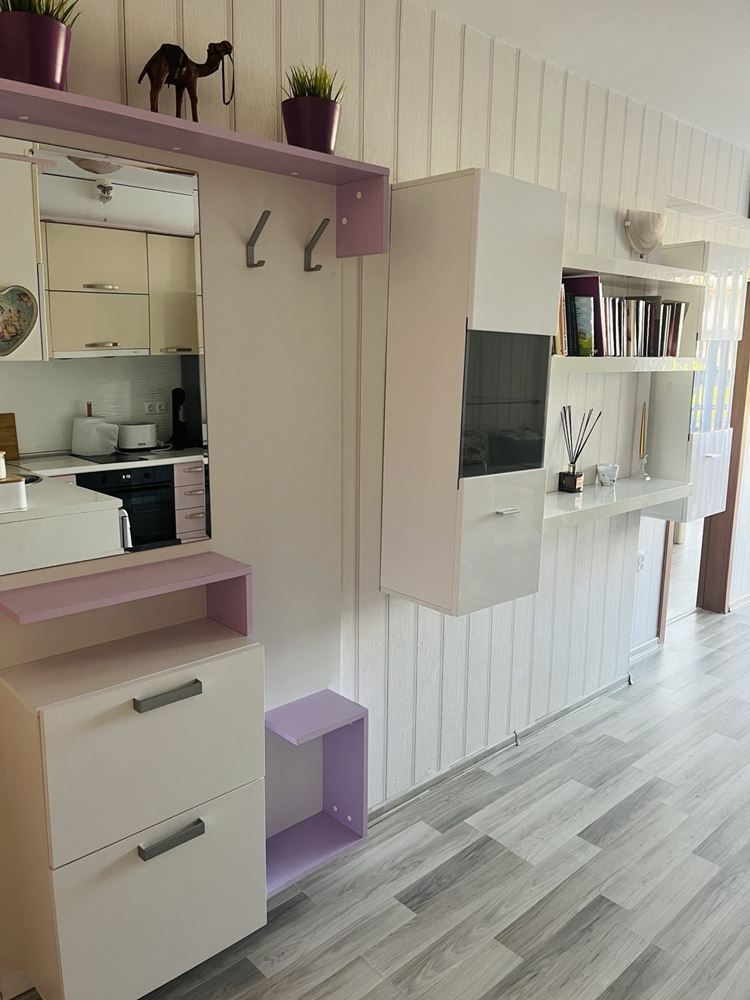 Stylový byt v moderním komplexu v jižní části Slunečného pobřeží – komfort a kvalita u moře