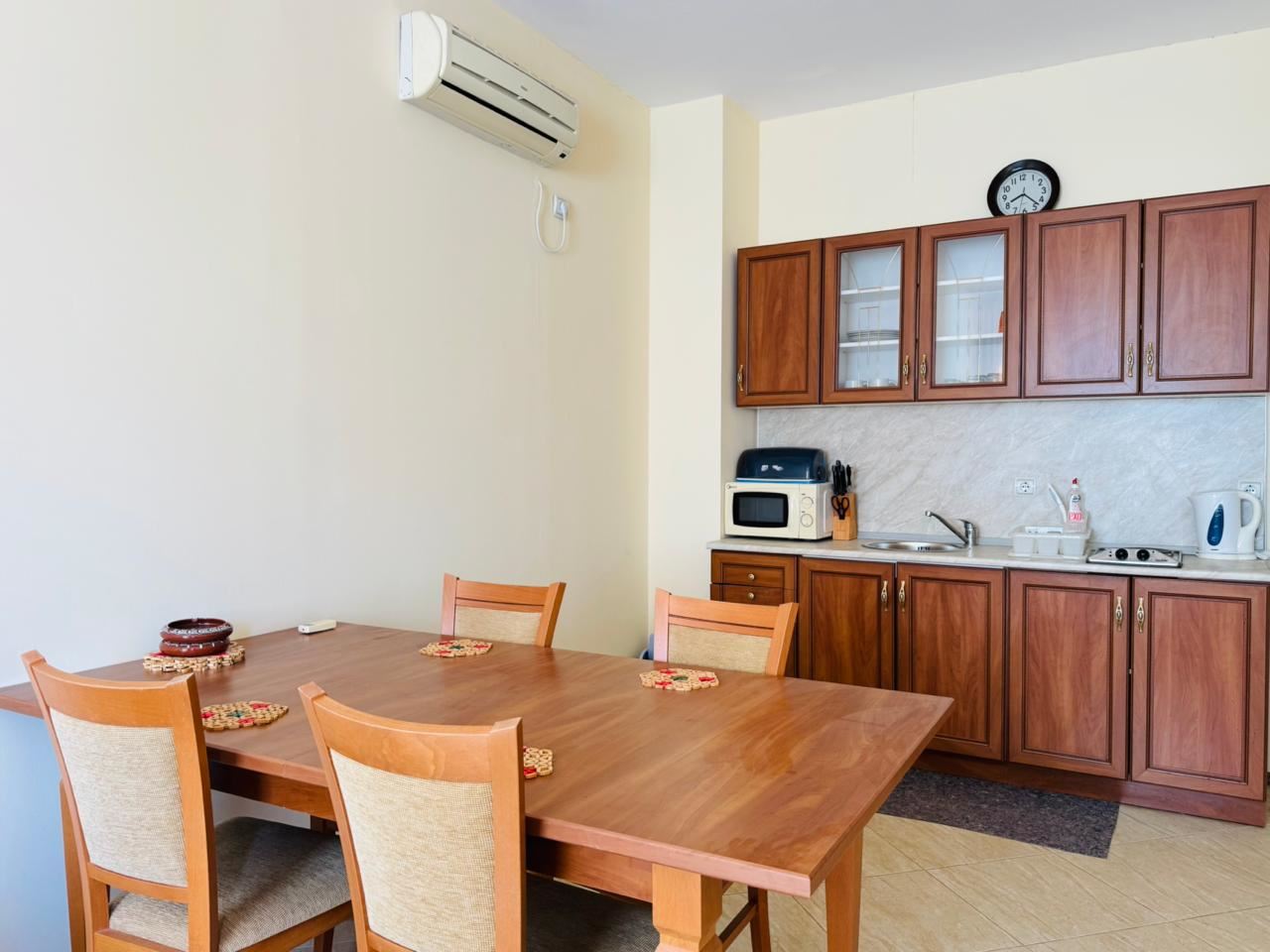 Apartmán s jednou ložnicí a výhledem na bazén – pouze 300 m od moře v Sunny Beach