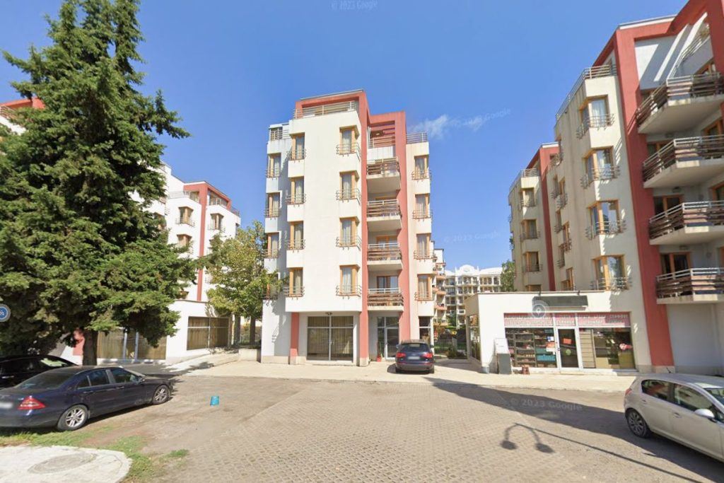 Atraktivní dvoupokojový apartmán s jednou ložnicí v Slunečném pobřeží – bez poplatku za údržbu