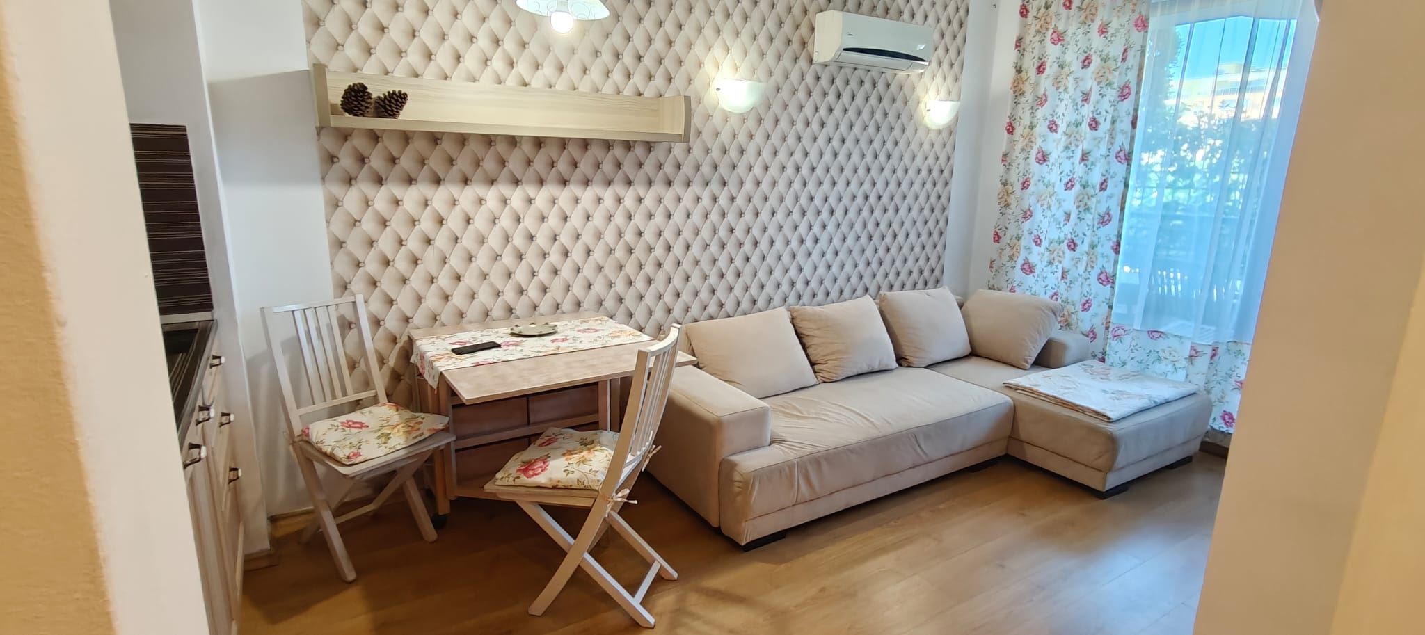 Byt s jednou ložnicí v centru Slunečného pobřeží – elegantní komplex s vynikajícím vybavením