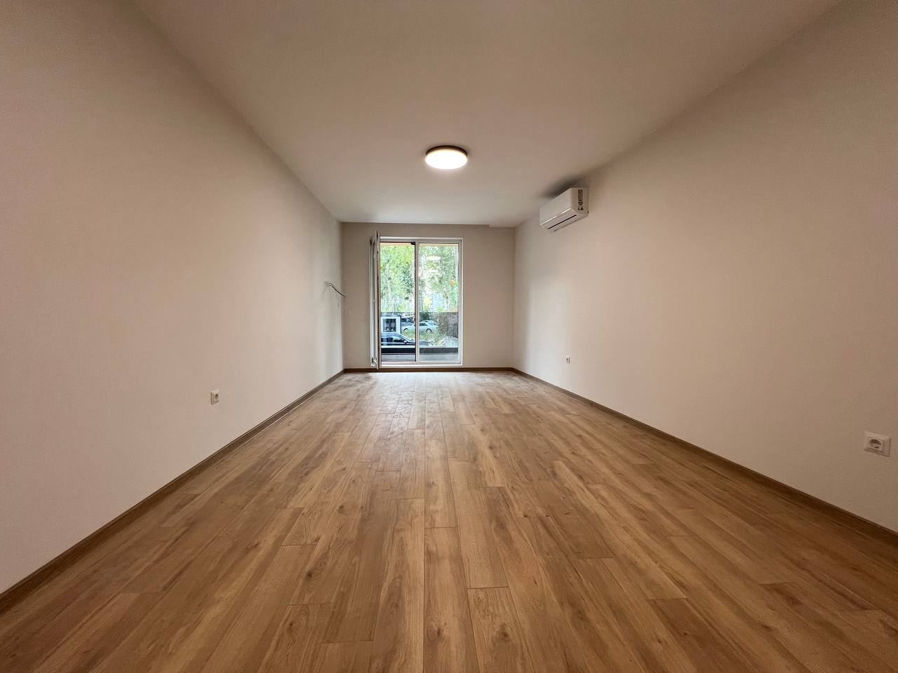 Nový apartmán s jednou ložnicí v moderním komplexu ve Slunečném pobřeží