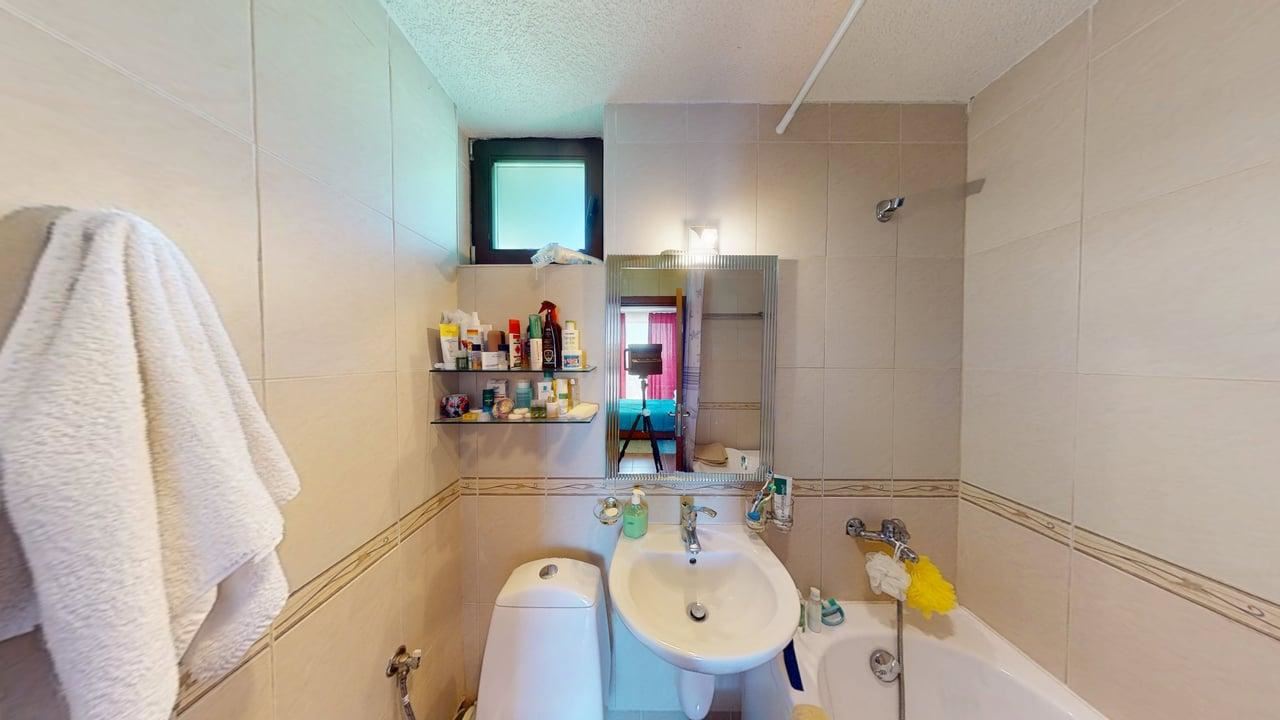 Prostorný apartmán s jednou ložnicí a výhledem na moře v oblasti Slunečného pobřeží