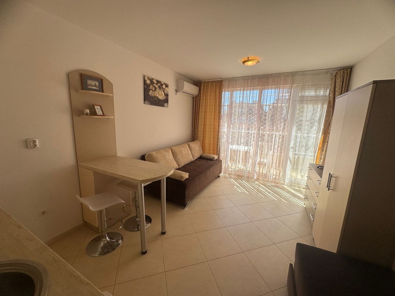 Útulné plně zařízené studio 300 m od moře v Pomorí – vynikající investice a rekreační nemovitost