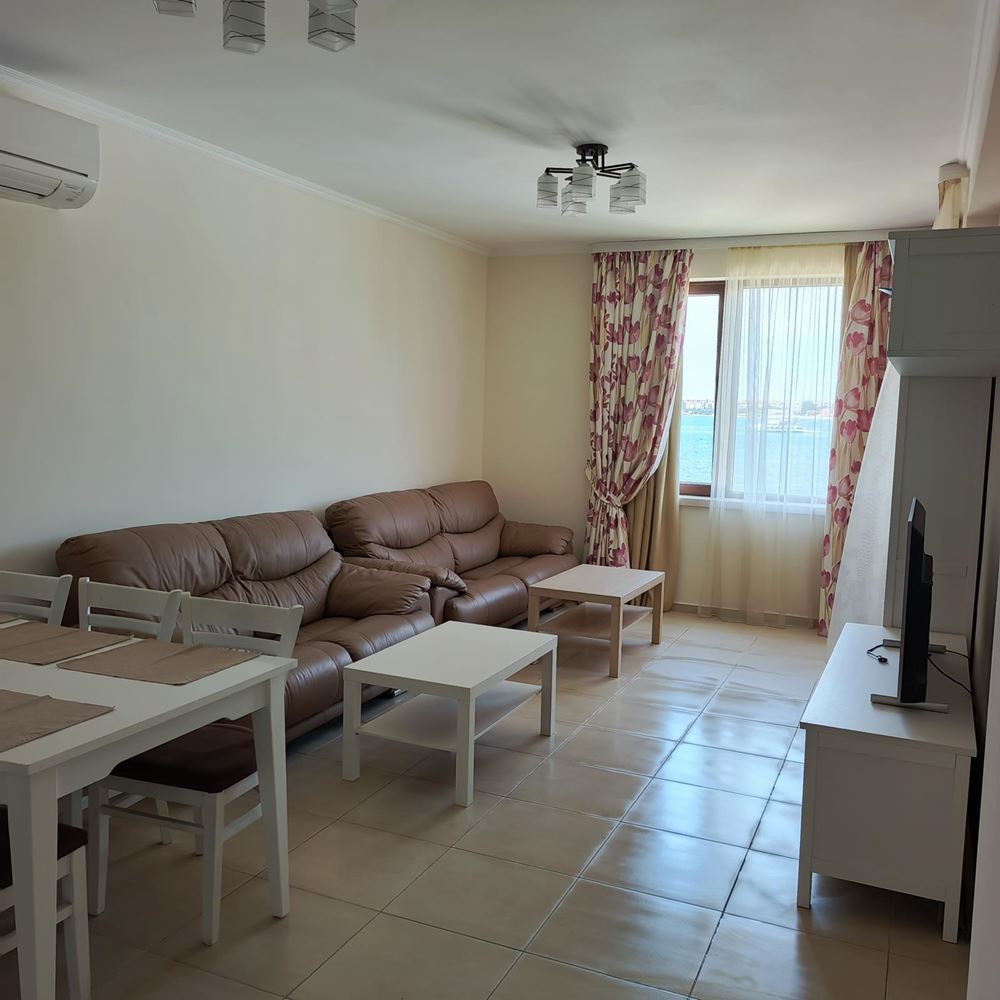 Prostorný apartmán s jednou ložnicí v Nesebaru – vynikající volba pro celoroční bydlení a investici
