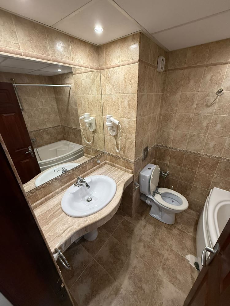 Studio ve Sveti Vlas s velkou terasou a vynikající polohou – ideální pro dovolenou nebo investici