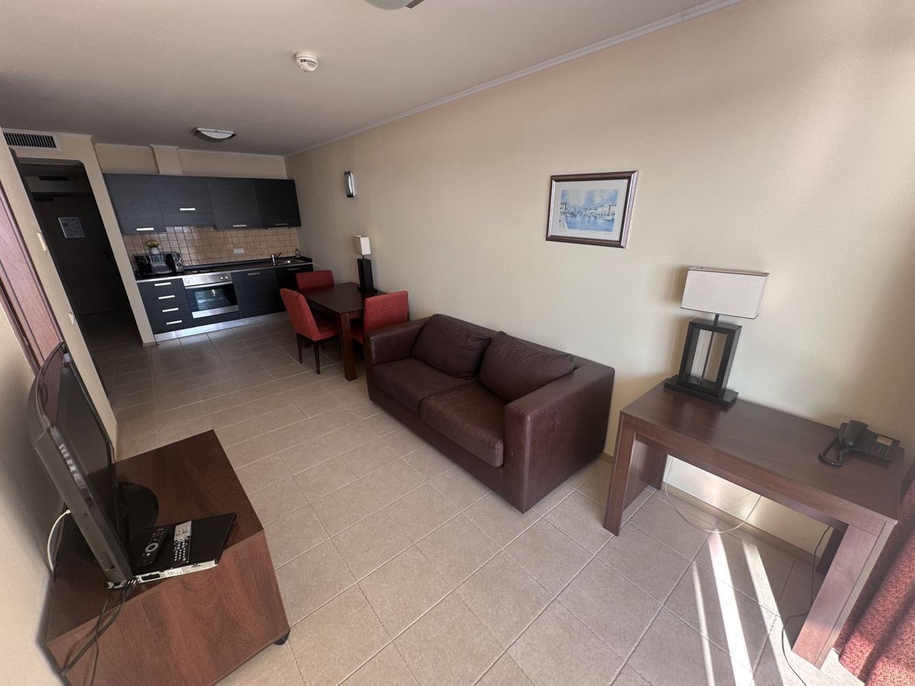 Byt se dvěma ložnicemi v Pomorie s přímým výhledem na moře – luxusní život na první linii