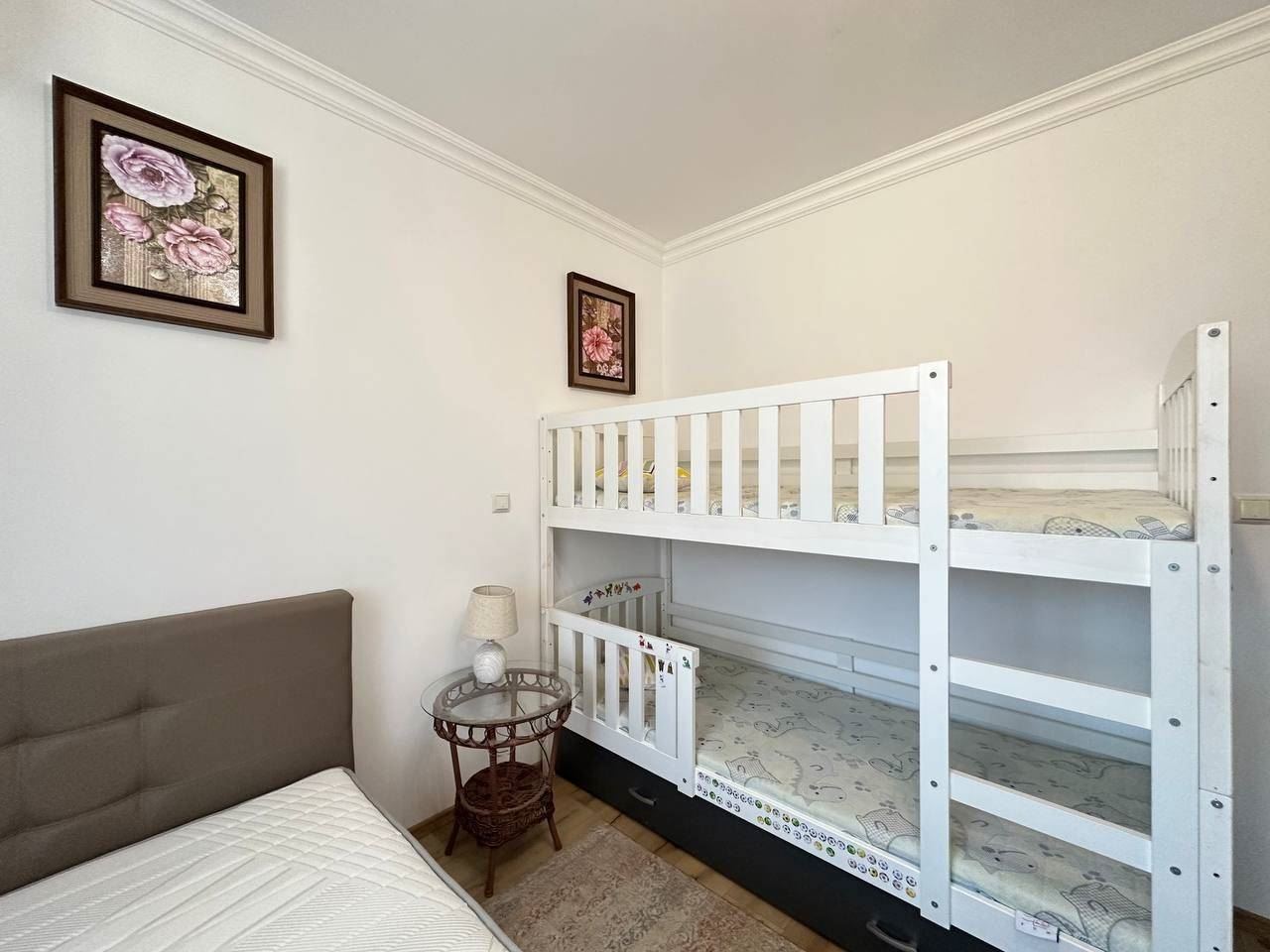 Apartmán se dvěma ložnicemi a výhledem na moře 200 m od pláže ve Sveti Vlas