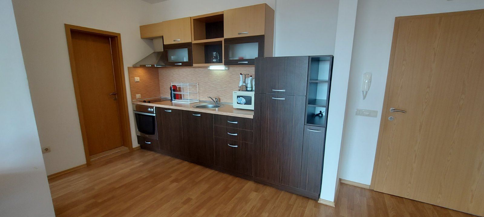 2+kk apartmán s panoramatickým výhledem na moře v Aheloy – komfort, prostor a klid