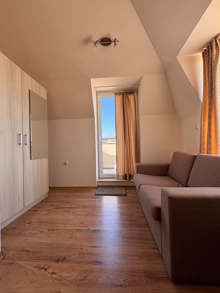 Elegantní studio s panoramatickou terasou v luxusním komplexu na Slunečném pobřeží 