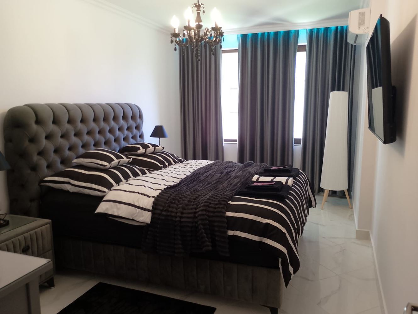 Luxusní třípokojový byt v prestižním komplexu se zelení a bazény ve městě Sveti Vlas