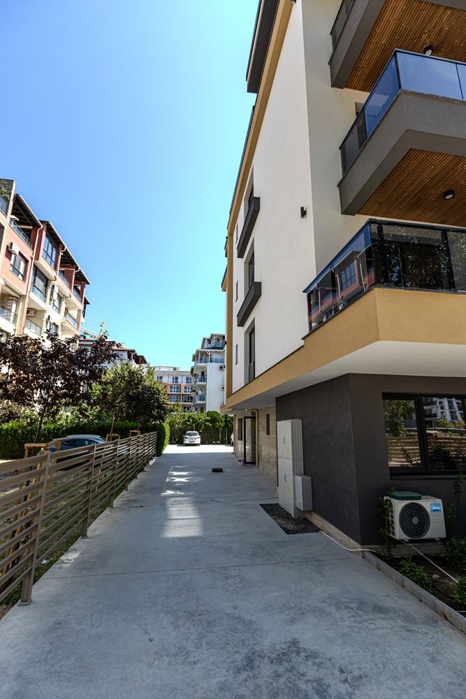 Apartmán s jednou ložnicí v přízemí moderního komplexu ve Slunečném pobřeží