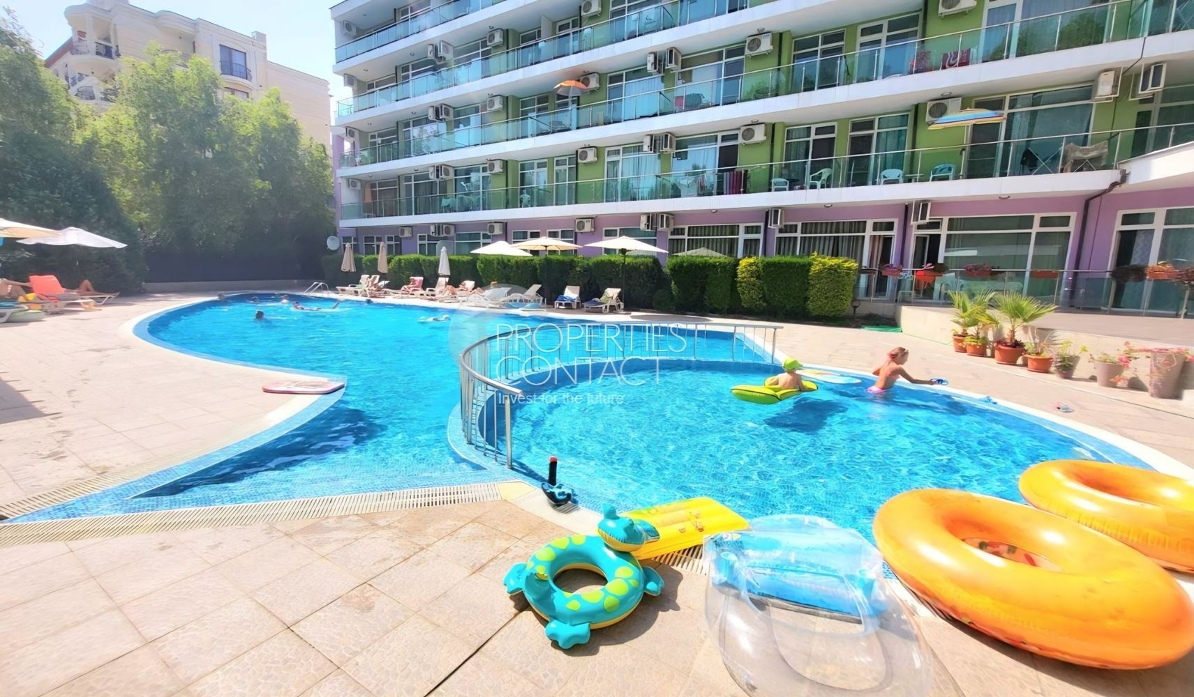 2+kk apartmán v moderním komplexu v srdci Slunečného pobřeží – skvělá investice a připravená nemovitost u moře