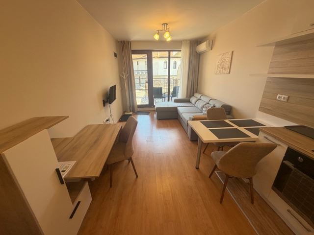 Studio s výhledem na moře v luxusním komplexu v Aheloy – komfort, styl a relaxace