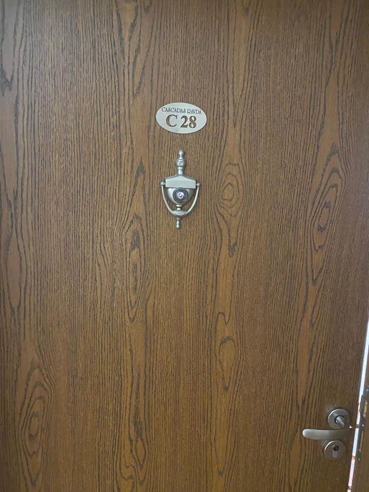 Krásný apartmán s jednou ložnicí v Ravdě s bazény a výborným vybavením – ideální pro dovolenou i investici