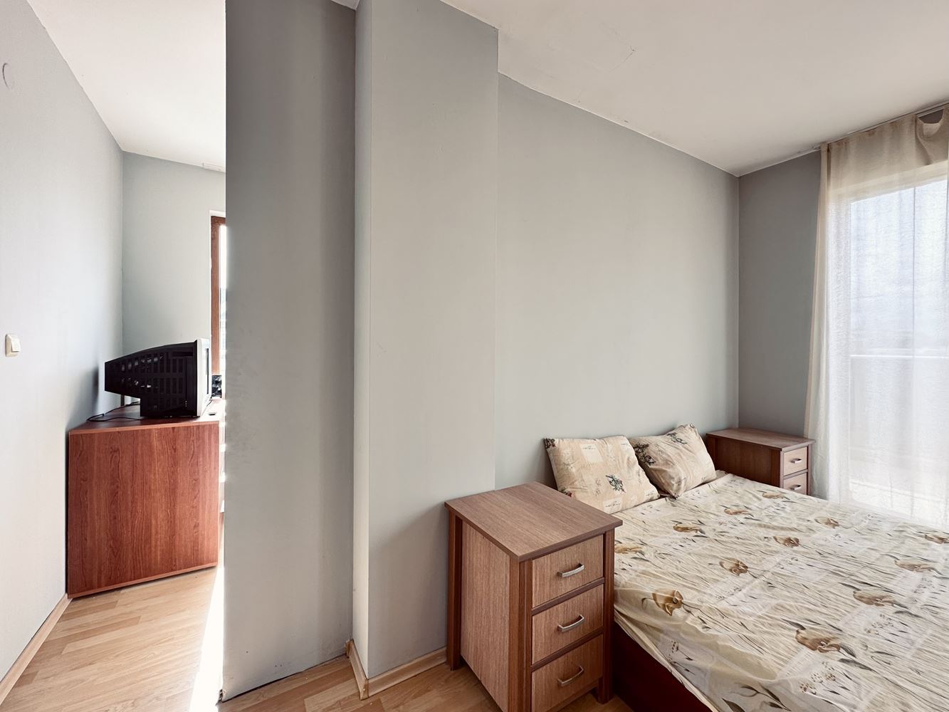  Prostorné studio s působivou panoramatickou terasou na Slunečním pobřeží