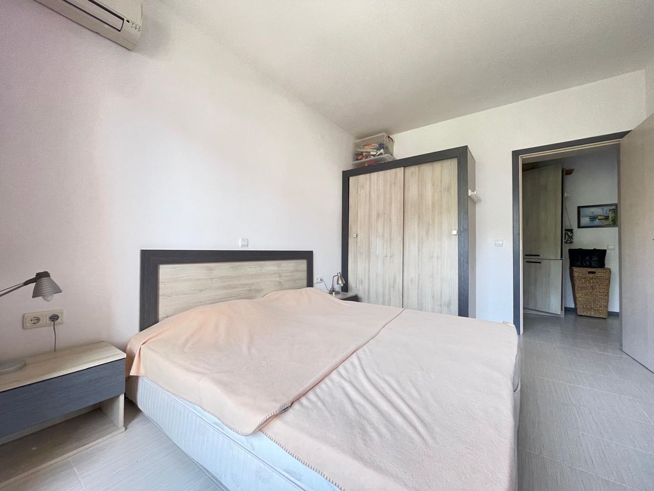 Vysněný domov u moře – apartmán se dvěma ložnicemi, skvělou polohou a širokou nabídkou vybavení
