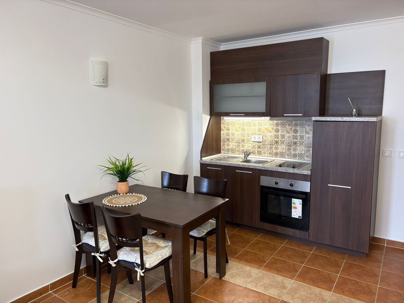 Panoramatický dvoupokojový apartmán na první linii moře v Pomorie s přímým výhledem na moře