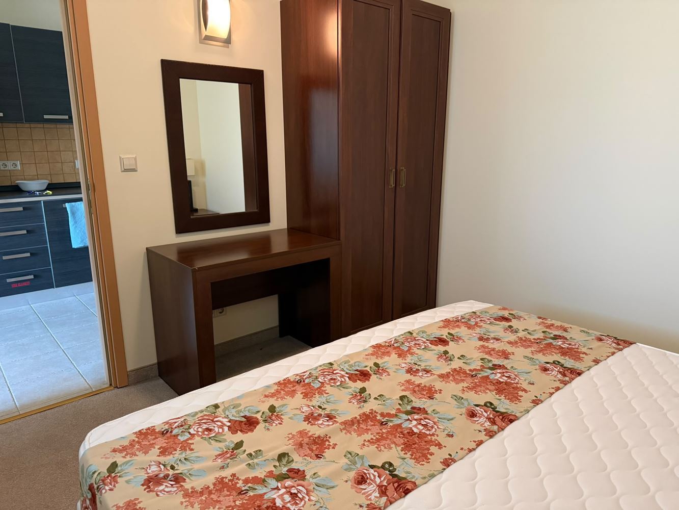 Prostorný apartmán s jednou ložnicí v první linii v Pomorie