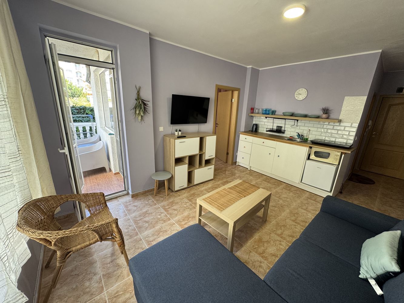 Útulný apartmán s jednou ložnicí v srdci Slunečného pobřeží v komplexu s vynikající infrastrukturou