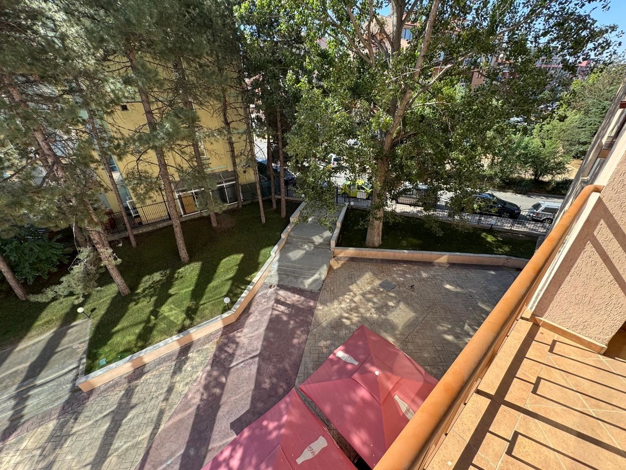 Apartmán s jednou ložnicí a výhledem na bazén – pouze 300 m od moře v Sunny Beach