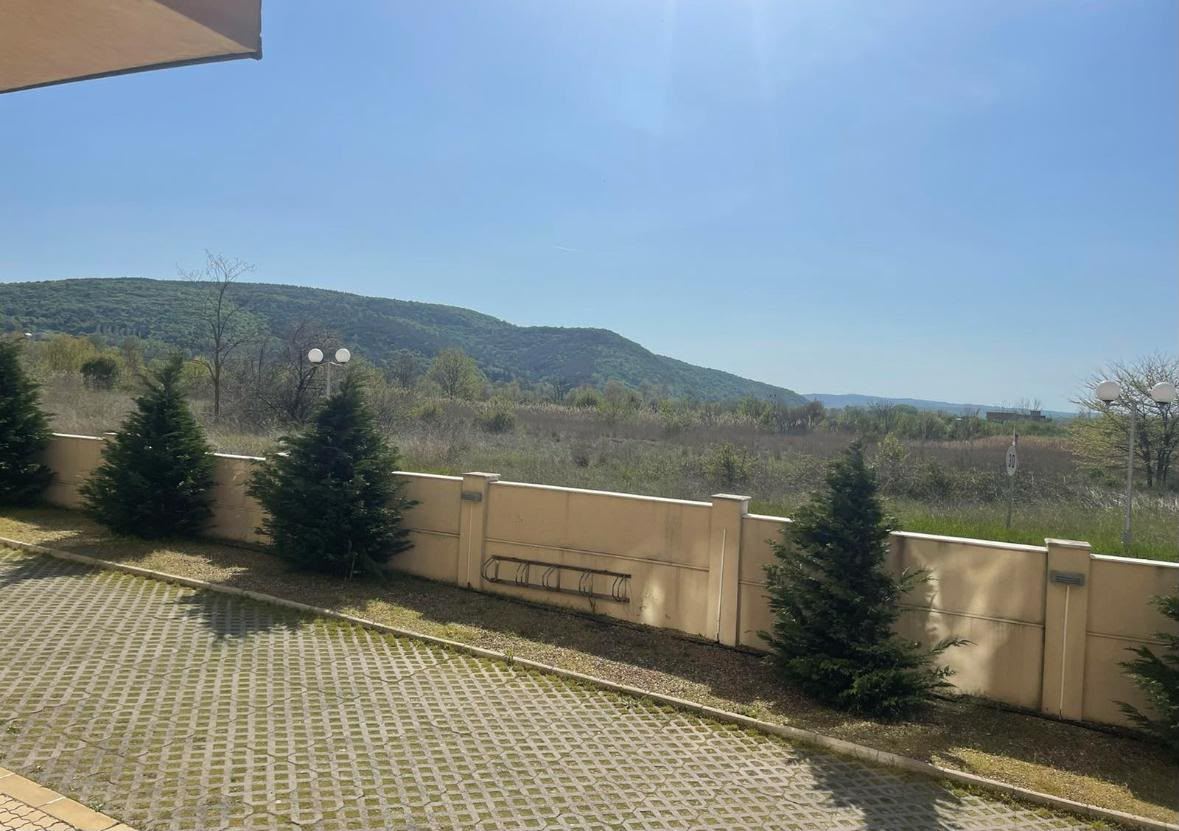Prostorný byt se dvěma ložnicemi v první linii u moře v Obzoru s panoramatickým výhledem na moře