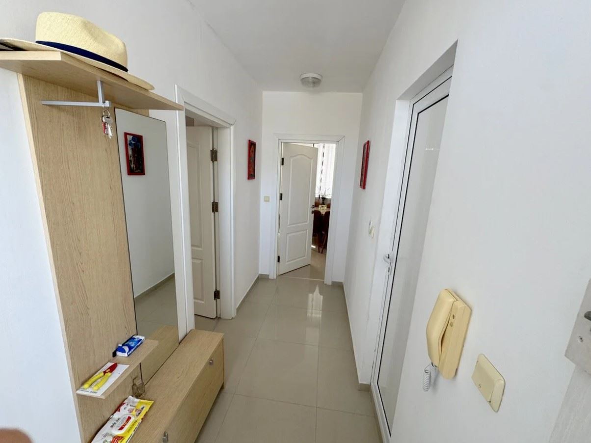 Apartmán s jednou ložnicí v Ravdě – kompletně zařízený, v obytném domě a 500 metrů od moře