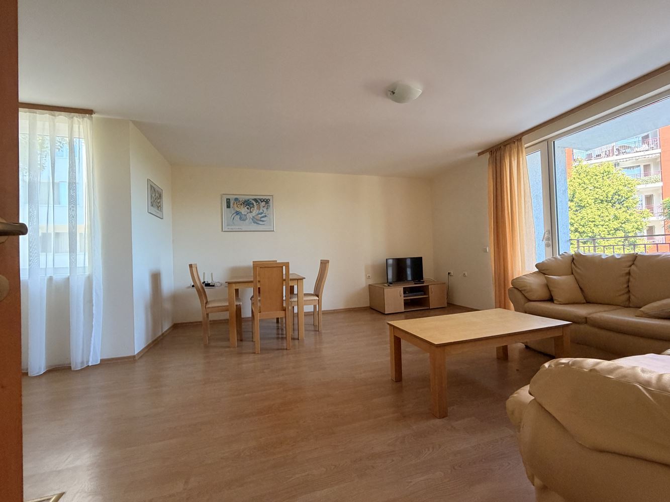 Absolutně první linie v Sveti Vlas! Prostorný apartmán s jednou ložnicí a nádherným výhledem na moře