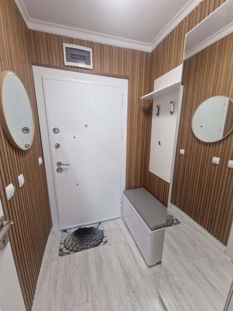 Stylové studio v novém moderním komplexu na Slunečném pobřeží – jižní orientace a vynikající investiční příležitost