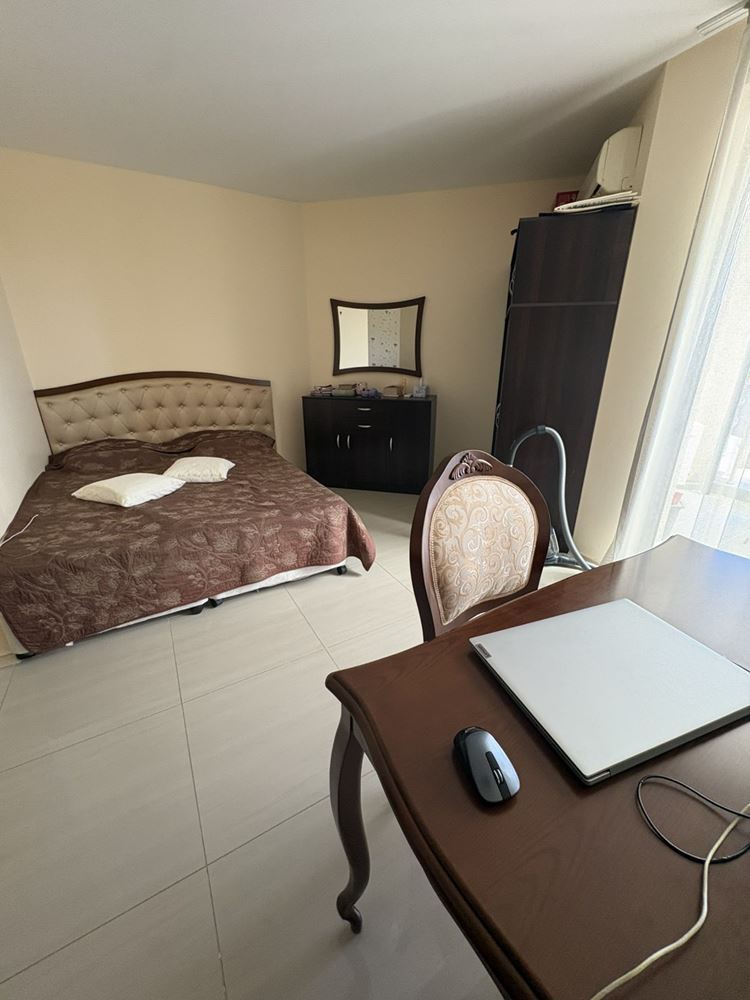 Prostorný mezonetový apartmán s jednou ložnicí v Sunny Beach – připravený k nastěhování, s nízkým poplatkem za údržbu