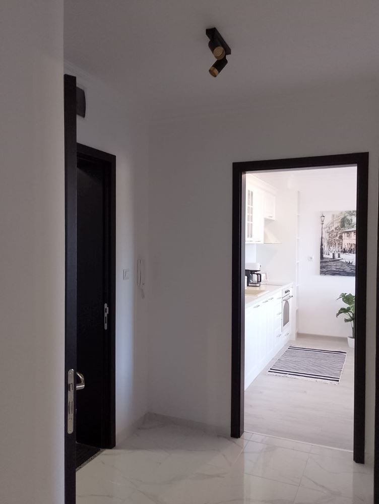 Luxusní třípokojový byt s panoramatickým výhledem na moře a hory v exkluzivním komplexu ve Sveti Vlasu