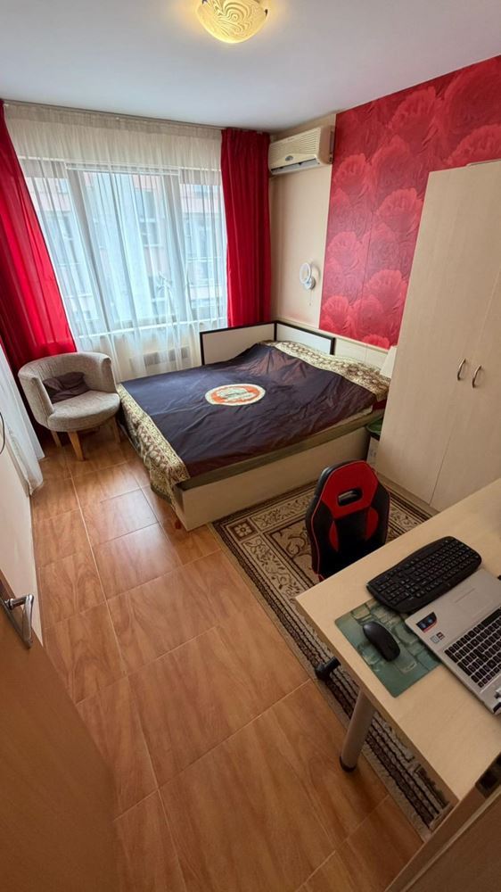 Komfort po celý rok – stylový dvoupokojový byt na Slunečném pobřeží