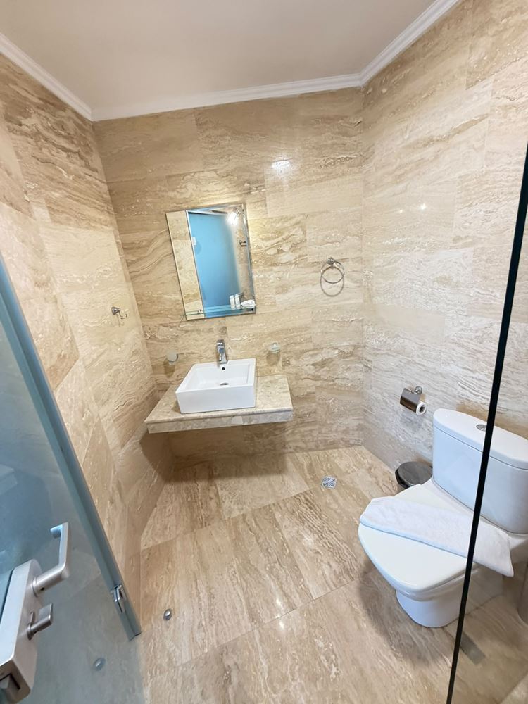 Luxusní apartmán v první linii u moře na Slunečném pobřeží s přímým výhledem na moře